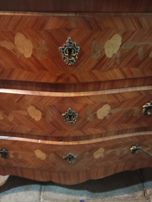 Komoda w stylu LudwikaXV