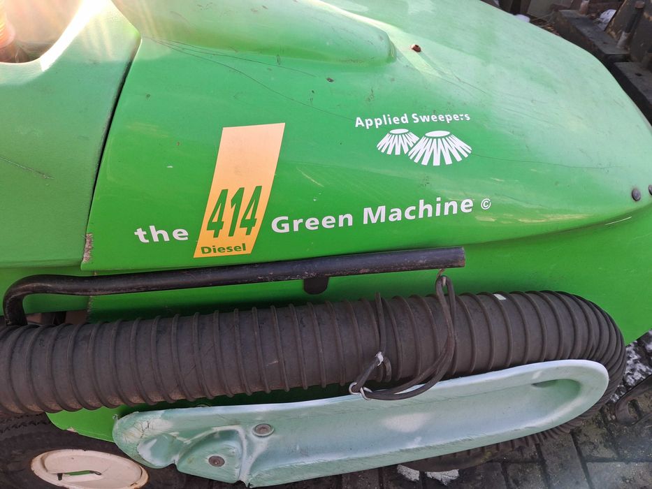 Zamiatarka Green Machine 414 silnik Kubota Dzierzgoń • OLX.pl