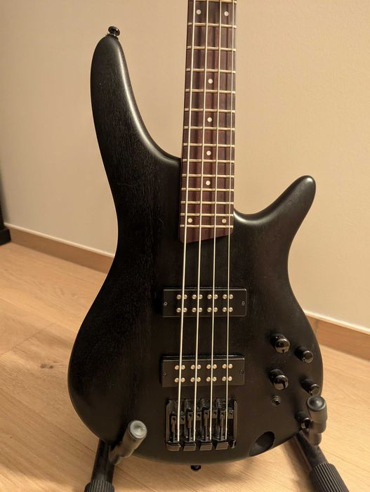 Gitara basowa Ibanez SR300EB