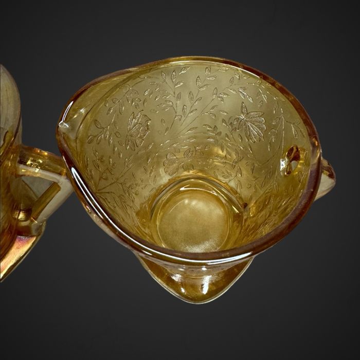 Cukiernica mlecznik szkło iryzowane janette glass B4/021210