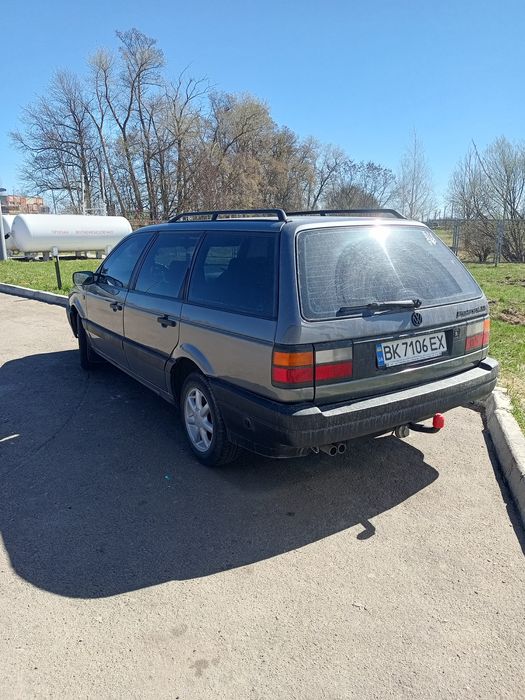 Продам passat b3 1.6 г/б