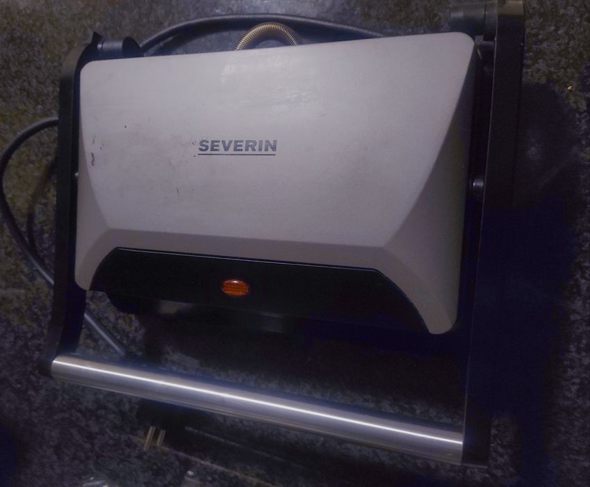 Grelhador Severin