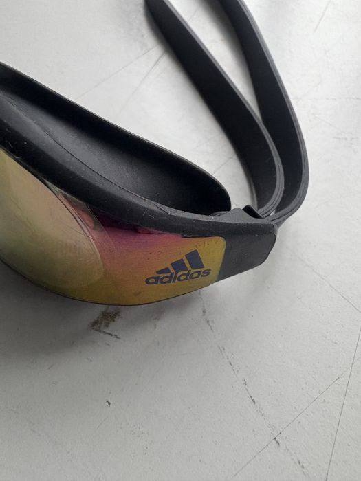 Óculos de natação marca adidas