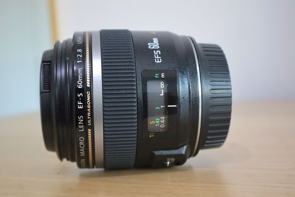 Canon EF 60mm F/2.8 USM
