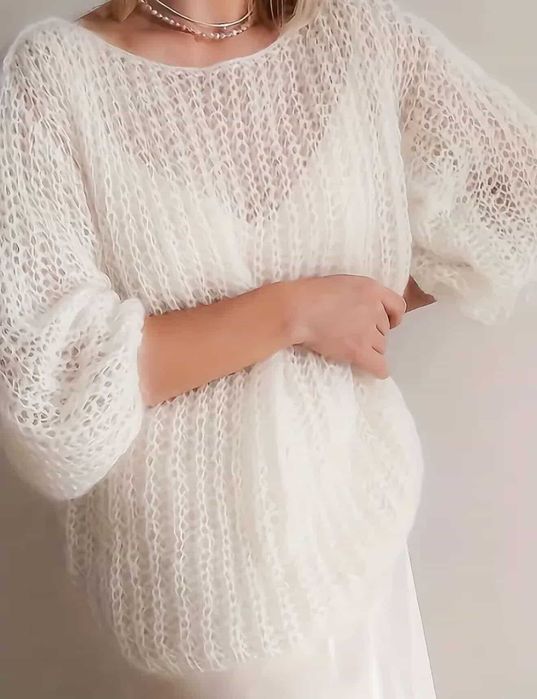 Модний светр павутинка