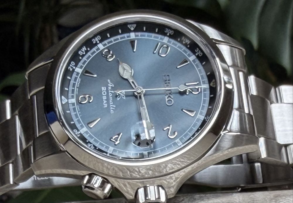 Seiko Alpinist glacier