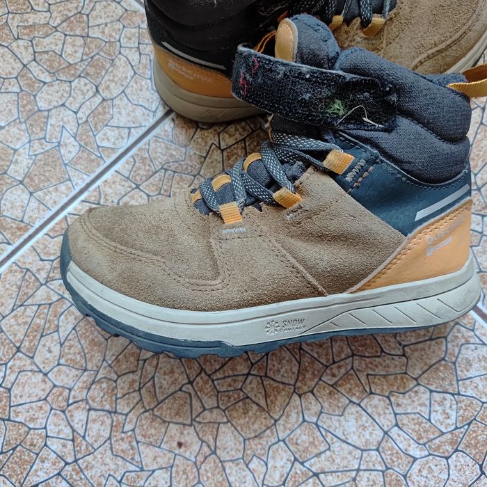 Buty zimowe Quechua. 27