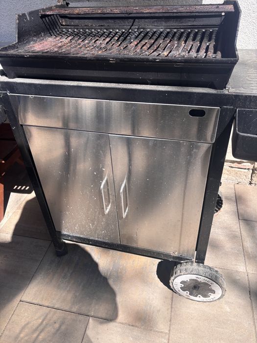 Grill gazowy weber