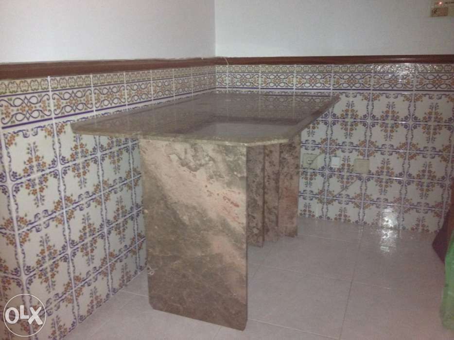 Mesa de Mármore Rosa