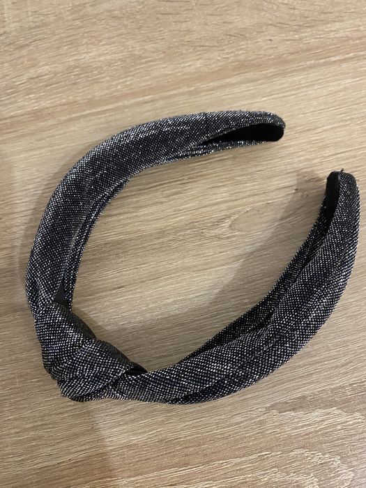 Srebrna opaska na głowę błyszcząca