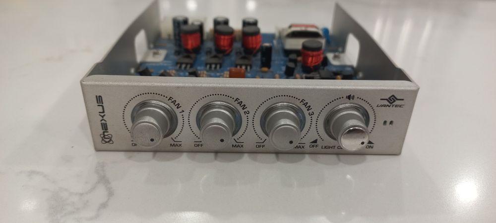 Controlador de ventoinhas e leds