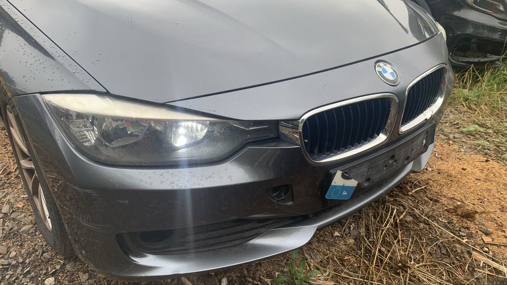 Bmw  320D F30 2012  manual na części