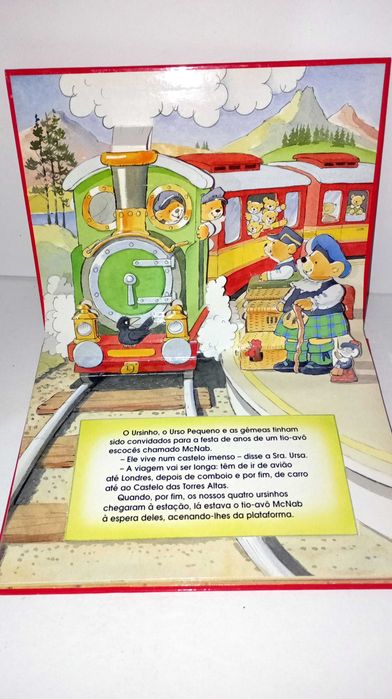 O ursinho num Castelo da Escócia (pop Up)