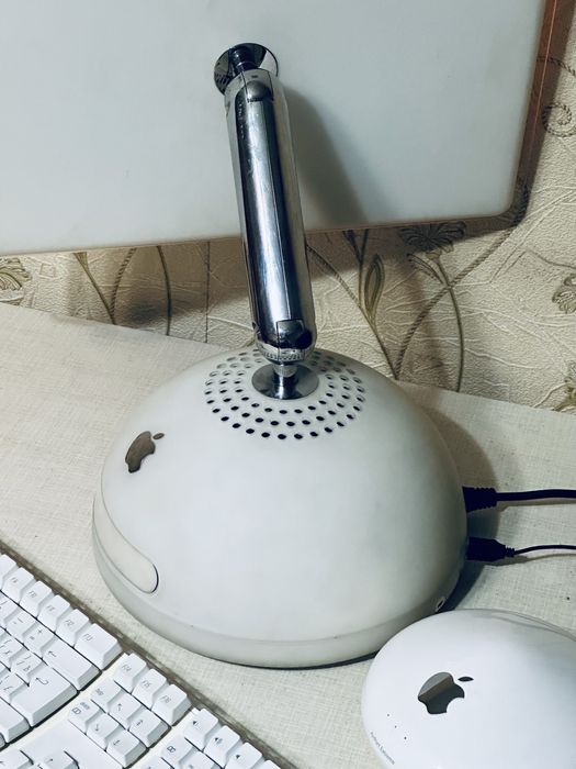 Apple iMac G4 17” 2003г раритет в коллекцию «Лампа Джобса» (компьютер)