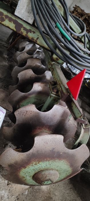 Rozsiewacz Amazon ZAF talerzówka Famarol  2,4m,brony ciężkie hydraul