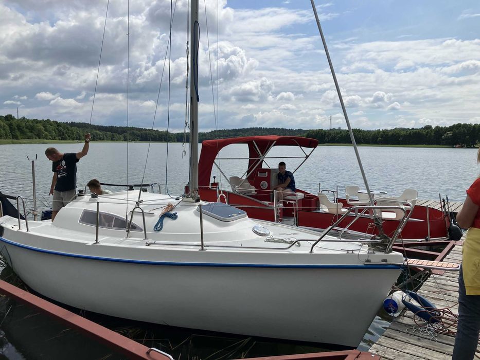 Sasanka 660SN żaglówka