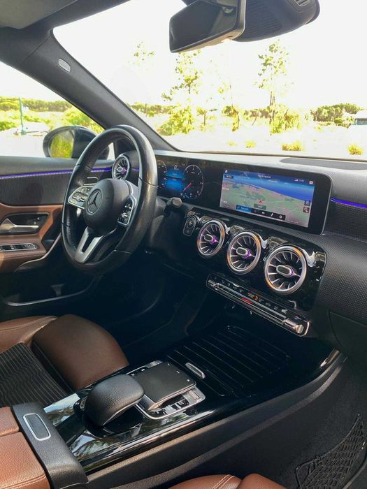 Mercedes-Benz A 180 D - AUTOMÁTICO - Progressive