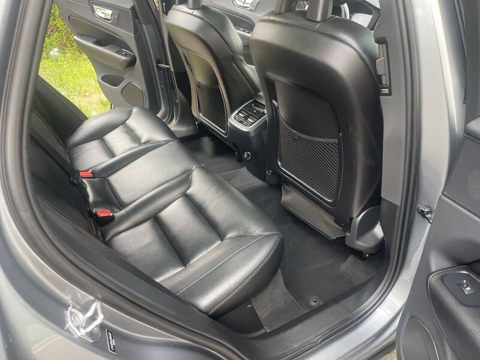 Volvo XC60      2018