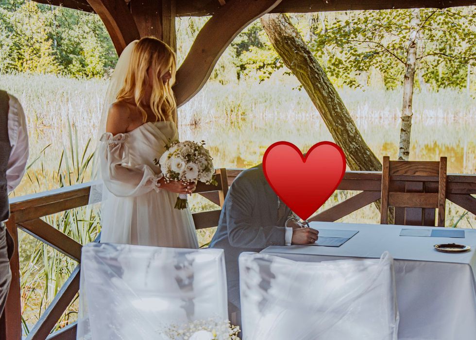 Roma - szyfonowa suknia ślubna z odpinanymi rękawami