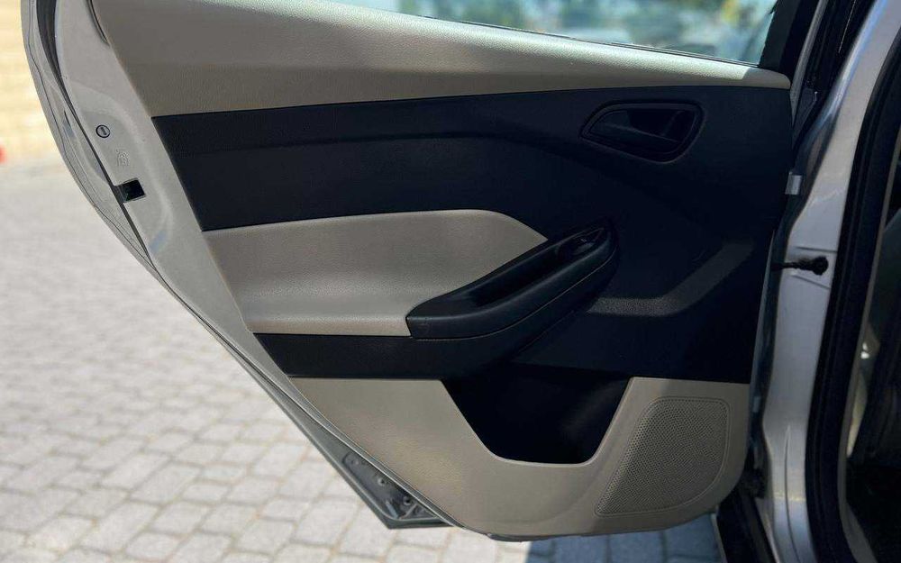 Ford Focus 2012 року