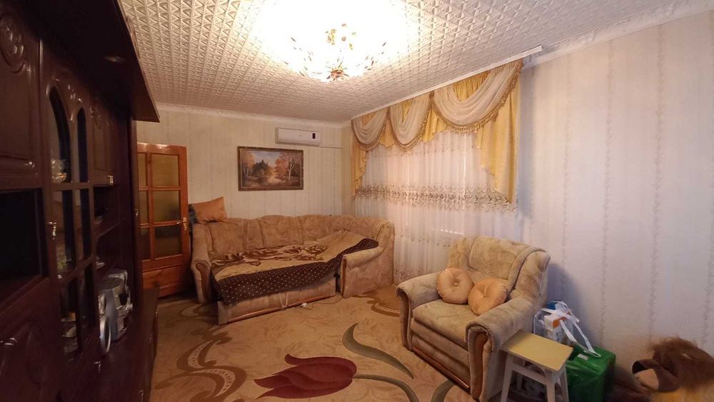 Продаж 2-К кв, вул. Соборності 3