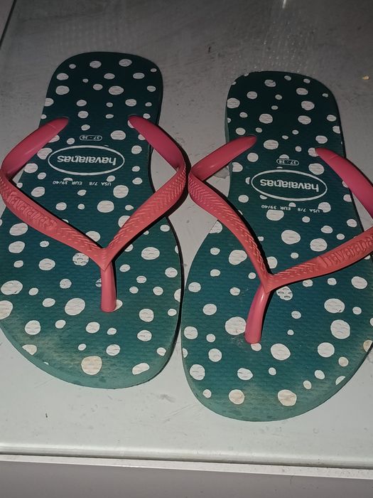 Havaianas em excelente estado