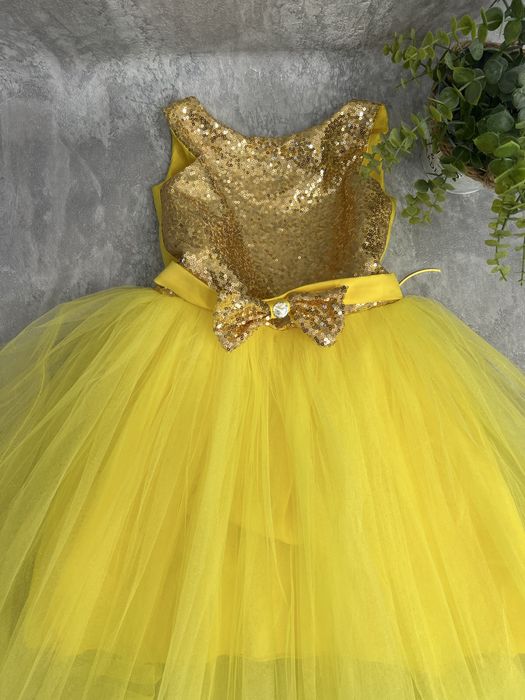 Святкова сукня для дівчинки, прокат суконь для дівчинки