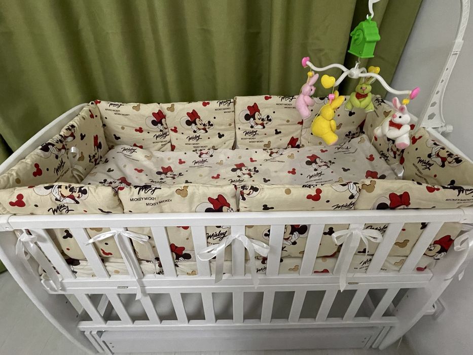 Ліжечко дитяче з жирафчиком