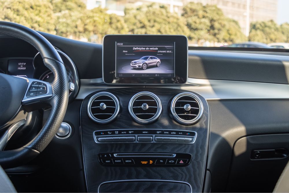 Mercedes-Benz GLC 220d COUPE AMG LINE