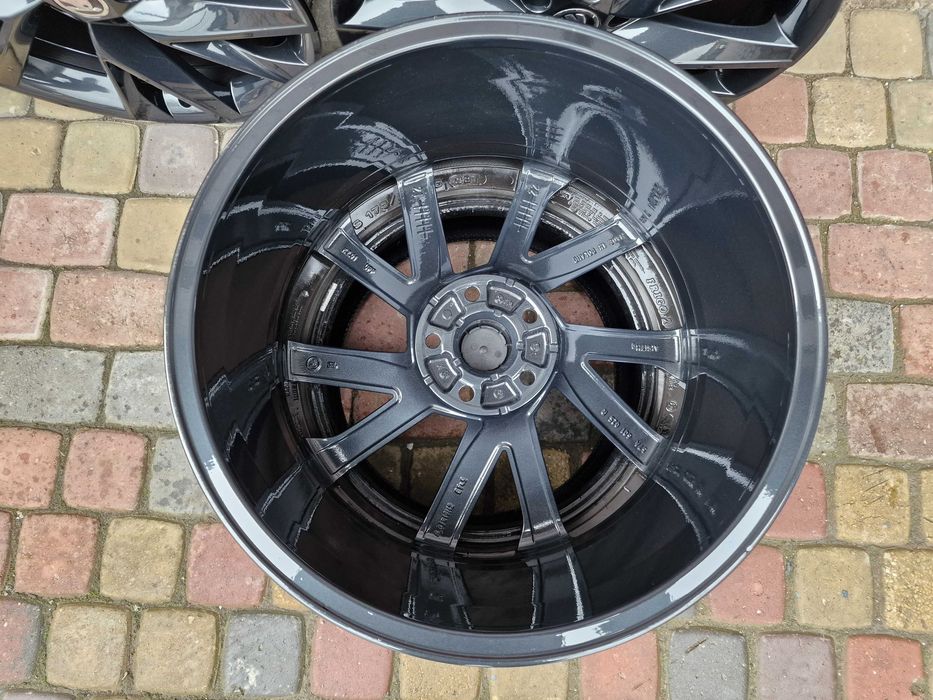 Skoda 19 Cali 5x112 8J ET45 Karoq Kodiaq SuperB