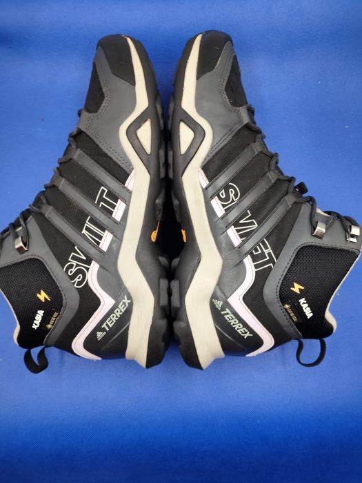 Трекінгові Кросівки Adidas Terrex Swift R2 Mid - 42 розмір. Gore-Tex
