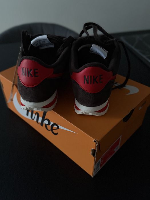 Nike Cortez жіночі US 7 натуральна замша