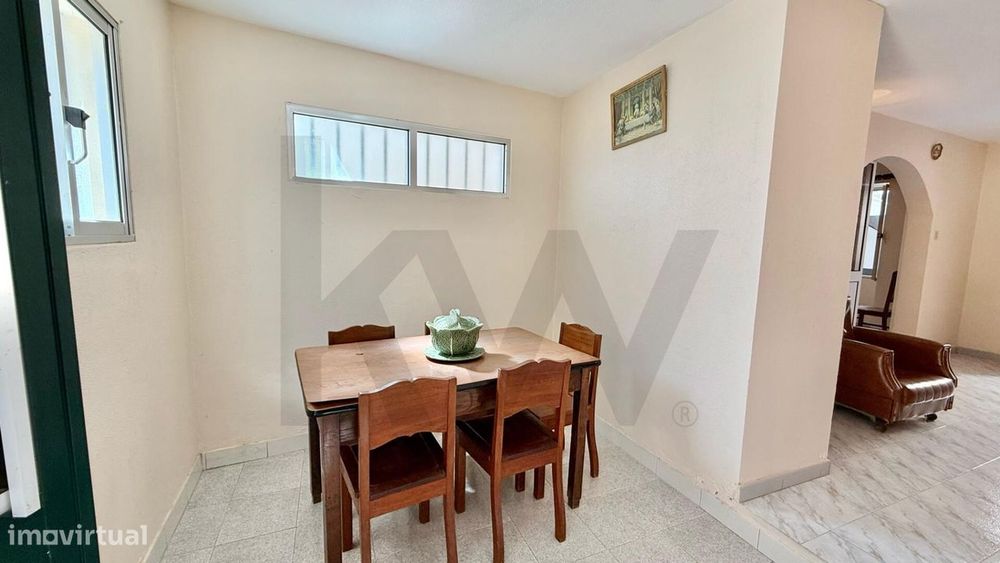 Moradia T2+1 com Terreno a Passos do Mar