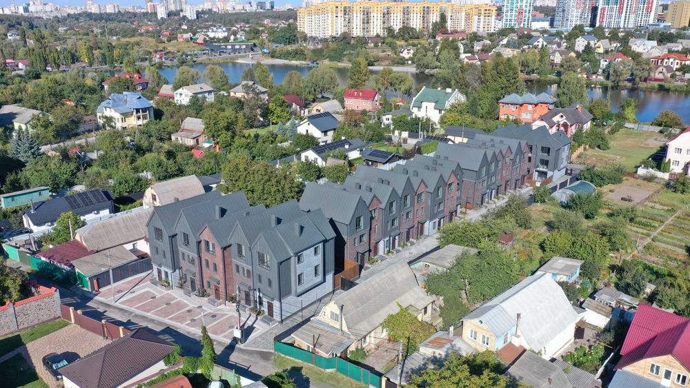 Продаж таунхауса 5 хвилин до Києва, єОселя!
