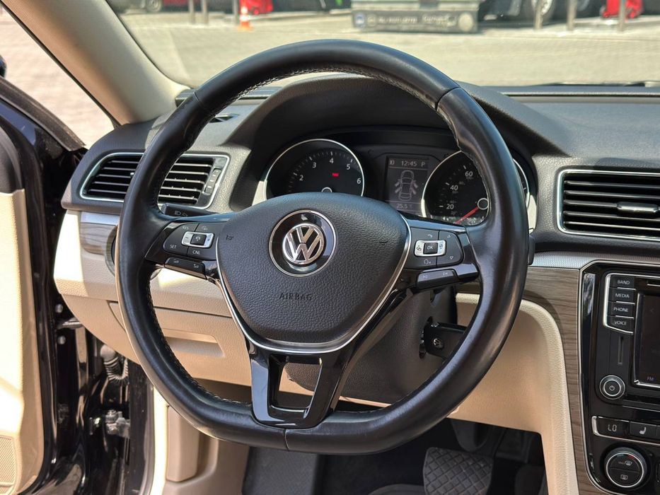 Volkswagen Passat 2016