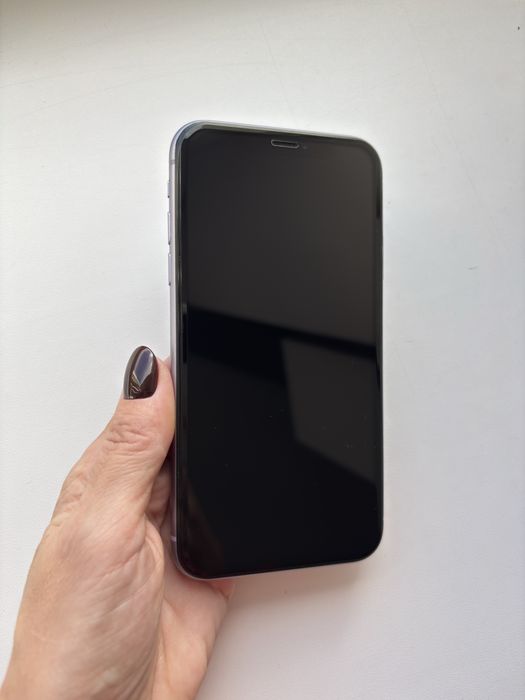 IPhone 11 під відновлення або на запчастини
