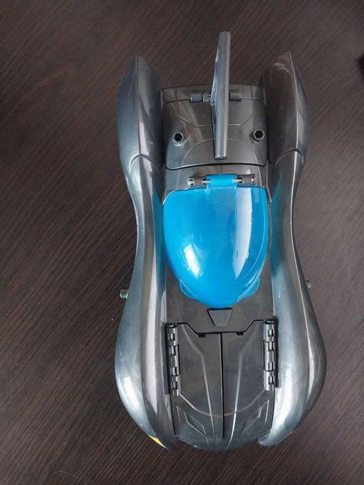 Іграшковий Бетмобіль