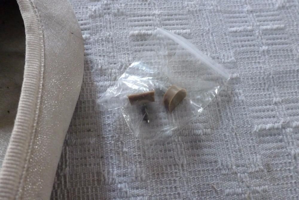 Delikatne czółenka, rozm 39, tęgość G 1/3 ceny pierwotnej CLARA BARSON