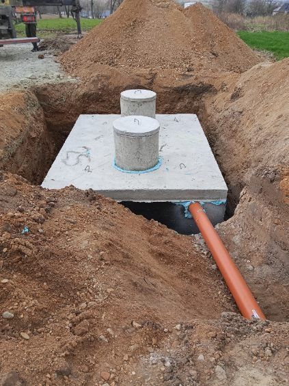 Zbiornik 10m3 na szambo/zbiorniki betonowe/deszczówka/nieczystości/ścieki/gnojówkę/piwnice/kanał/zbiorniki dwukomorowe/4m3/5m3/6m3/ 8m3/10m3/12m3