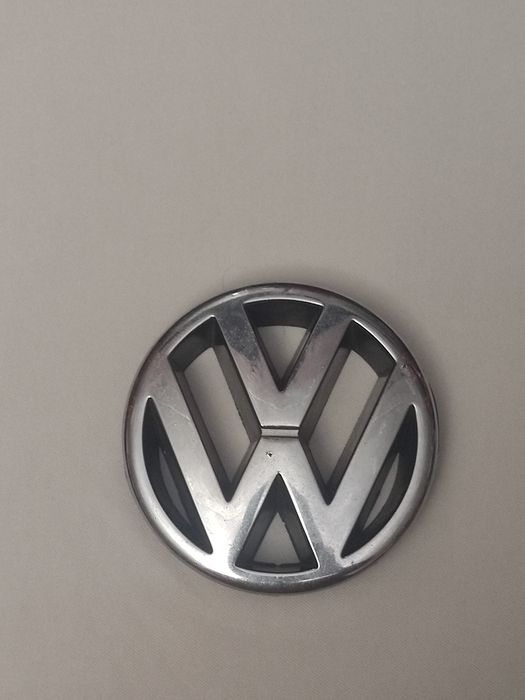 Продам значек WV