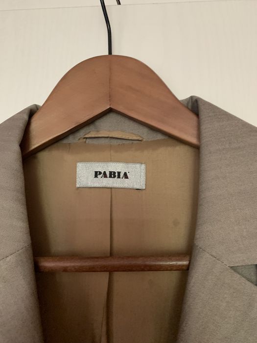 Garsonka damska Pabia