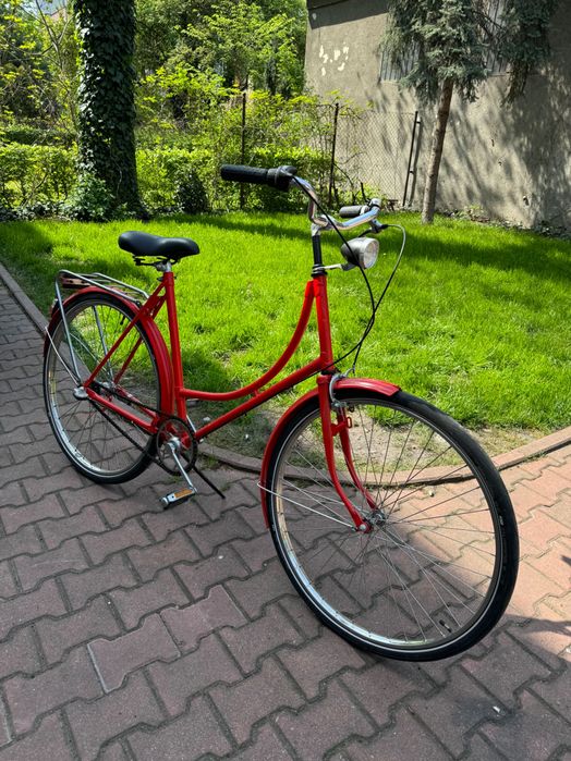 Sprzedam damski czerwony miejski rower holenderka- 28’