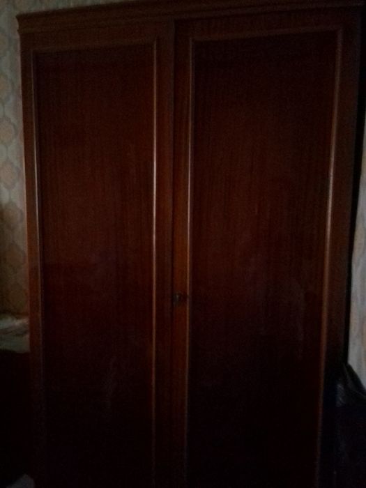 Продам шкаф з дерева