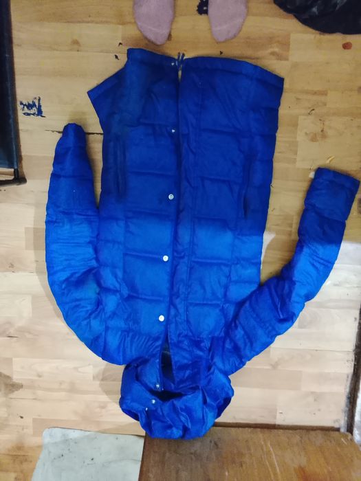 Продам пуховик адідас