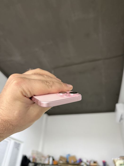 Apple iphone 15 128 gb рожевий 15 айфон