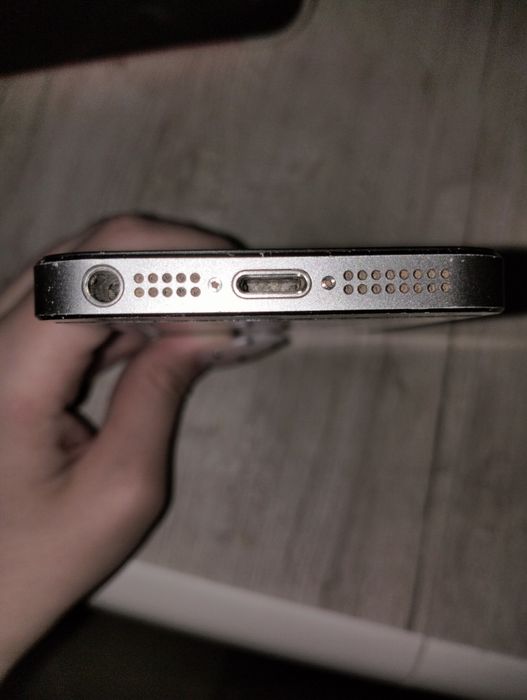 Айфон 5s/32 gigabyte
