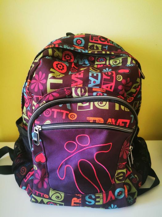 Mochila da TOTTO + Estojo