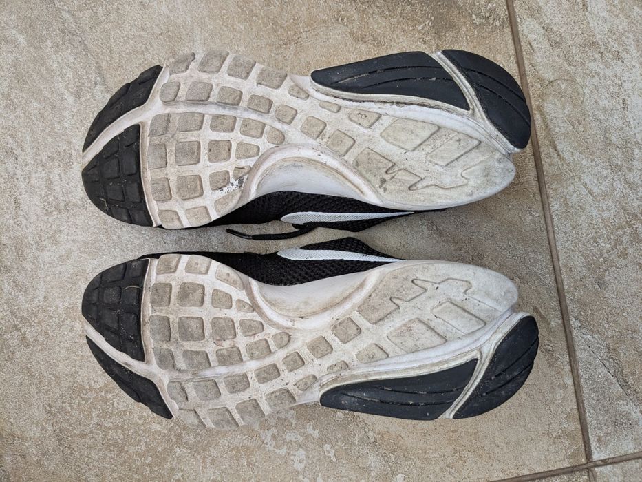 Кросівеи Nike оригінал 38р