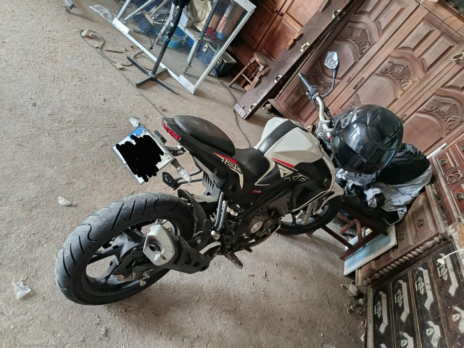 Keeway 125 em bom estado