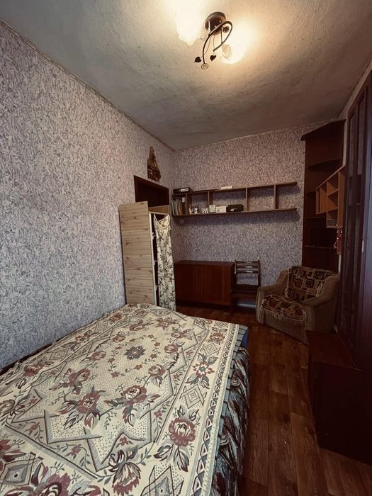 Здам кiмнату дiвчинi(жiнцi).сімейній парі.